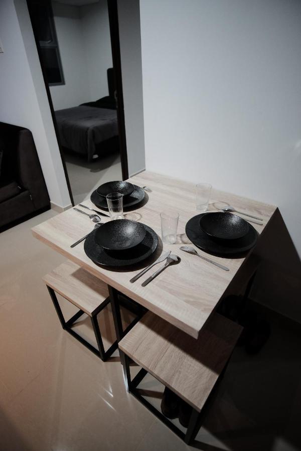 2 Bedrooms - Royal Olive Apartment - Pejaten South Of Jakarta Ngoại thất bức ảnh